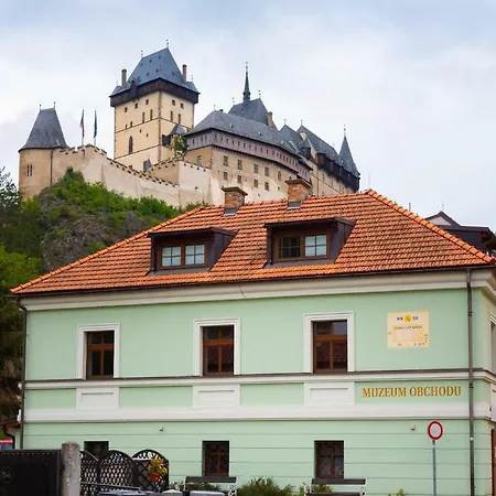 Lägenhet Apartman Muzeum Obchodu 1